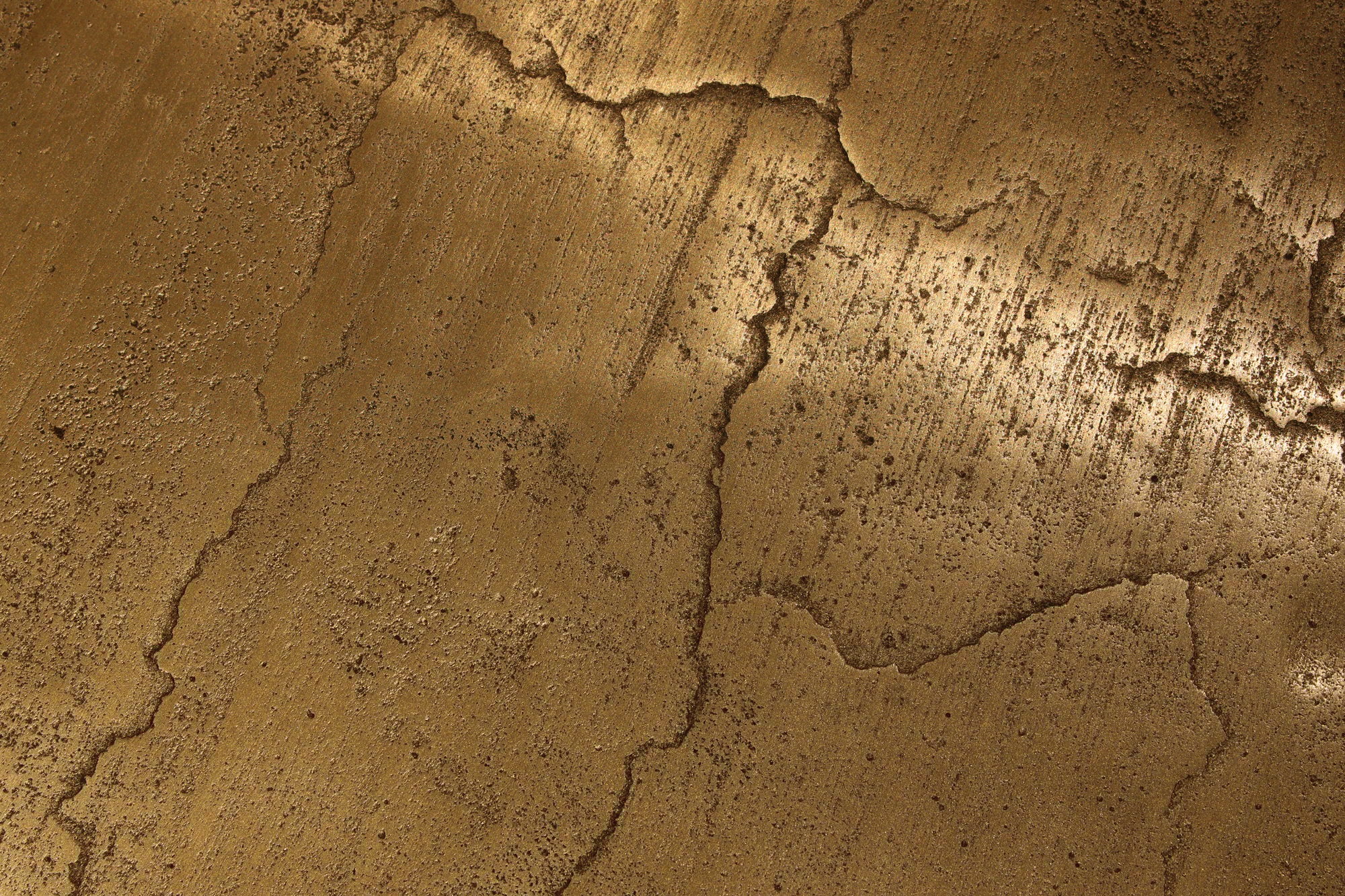 Geel brons vloeibaar metaal